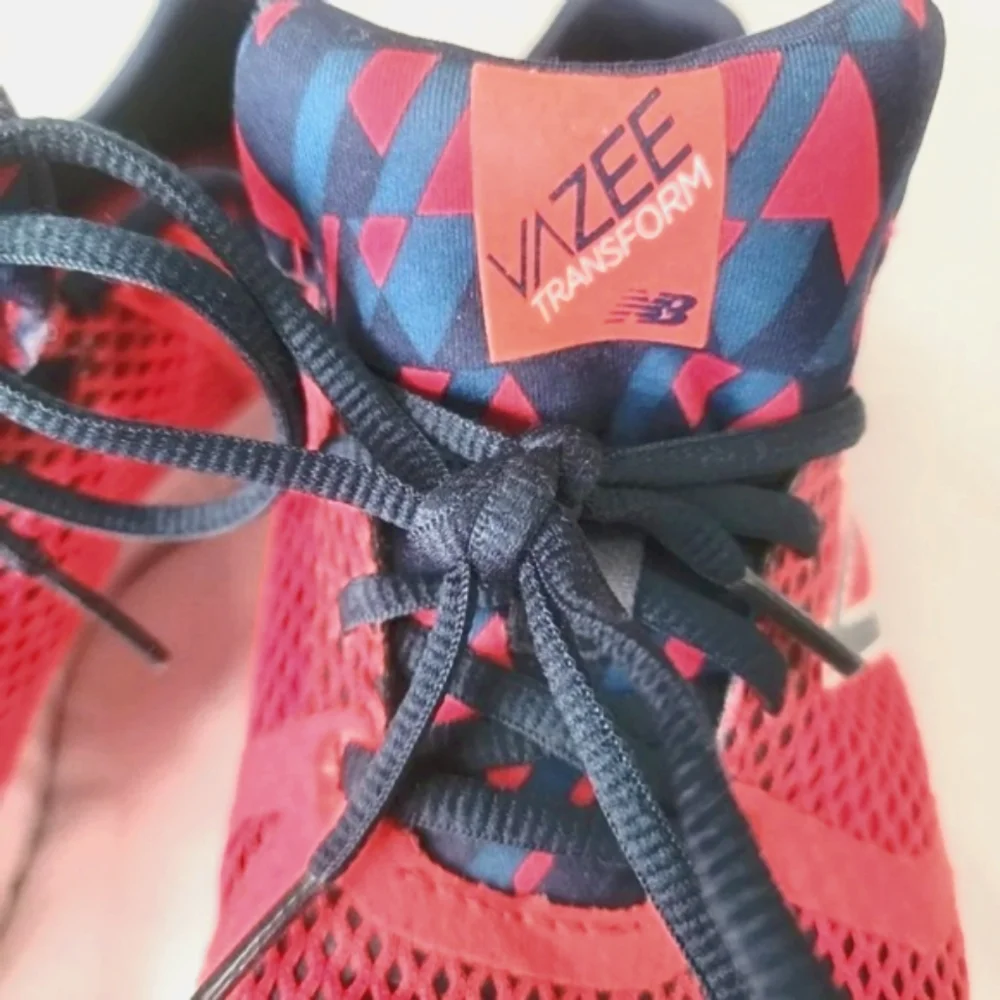 NEW BALANCE VAZEE Transform Running Shoe - Women's Size 7.5